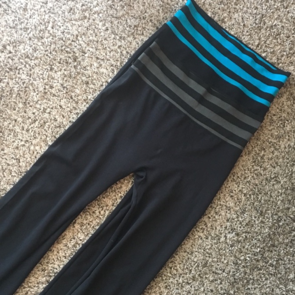 Black work out leggings